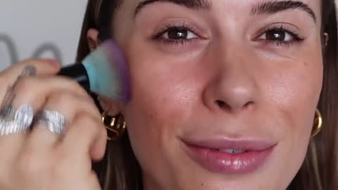 MINIMAL MAKEUP FOR SPRING 2021 (*Groundbreaking*...) TUTORIAL | Suzie Bonaldi