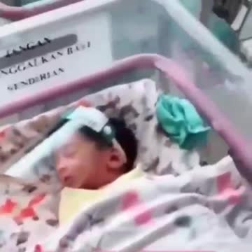 INHUMAN New Born Nursery with Plastic Visor