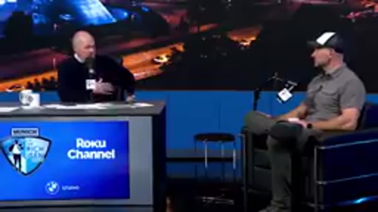 Hall of Famer Joe Thomas Talks Patriots, Chiefs, Lions & More with Rich Eisen | Full Interview