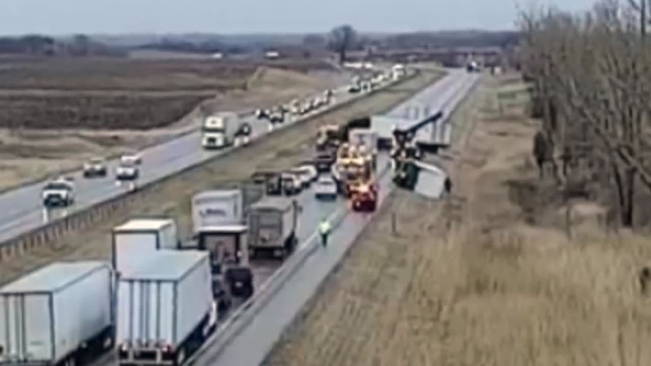 6 Semi-Trucks rollover in 40 seconds