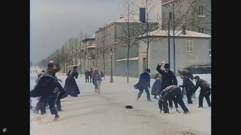 "Bataille de neige (Snow Fight)" | 1897 Lumiére Brothers Short Film