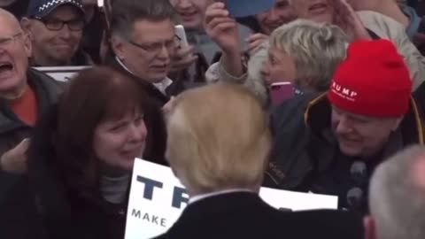 Michael Moore - 2016 Trump ad