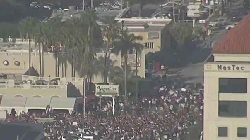 Cubans take to the streets in protest against the government