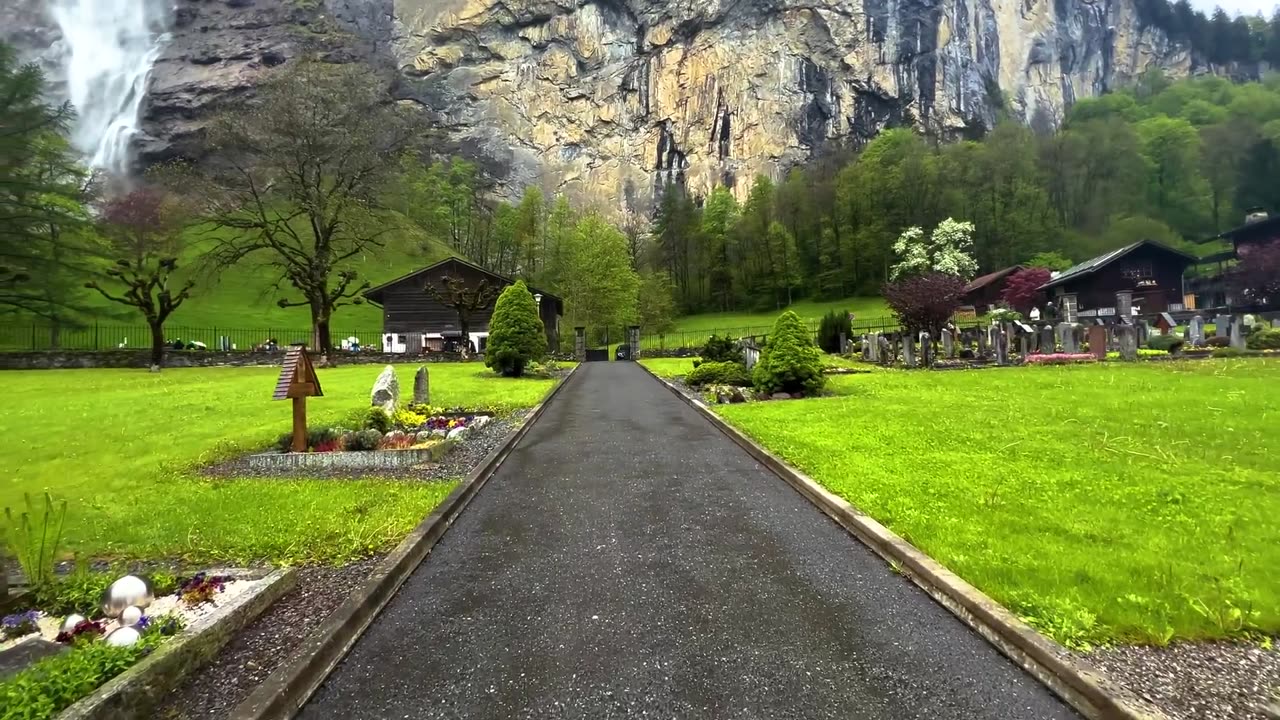 Lauterbrunnen 4K Rainy - Switzerland