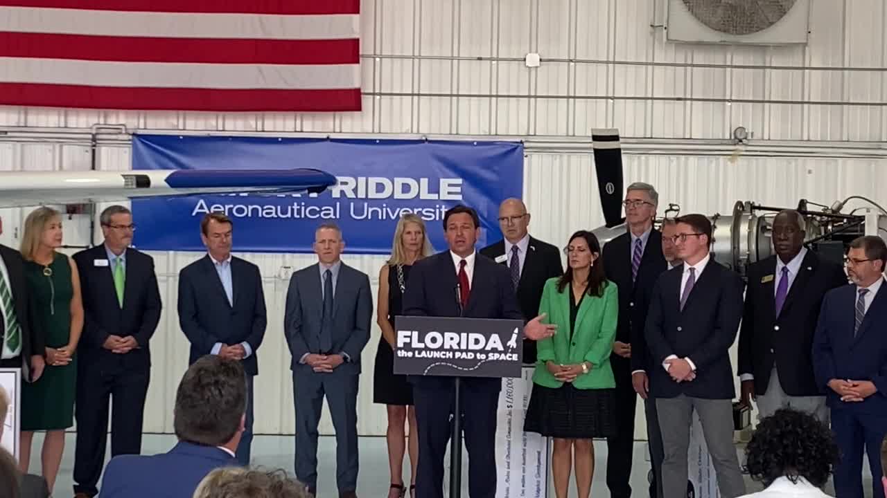 GOVERNOR DeSANTIS AT ERAU