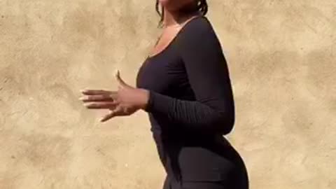 Tiktok girl dances so well