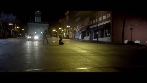 Brantley Gilbert and Lindsay Ell - What Happens In A Small Town