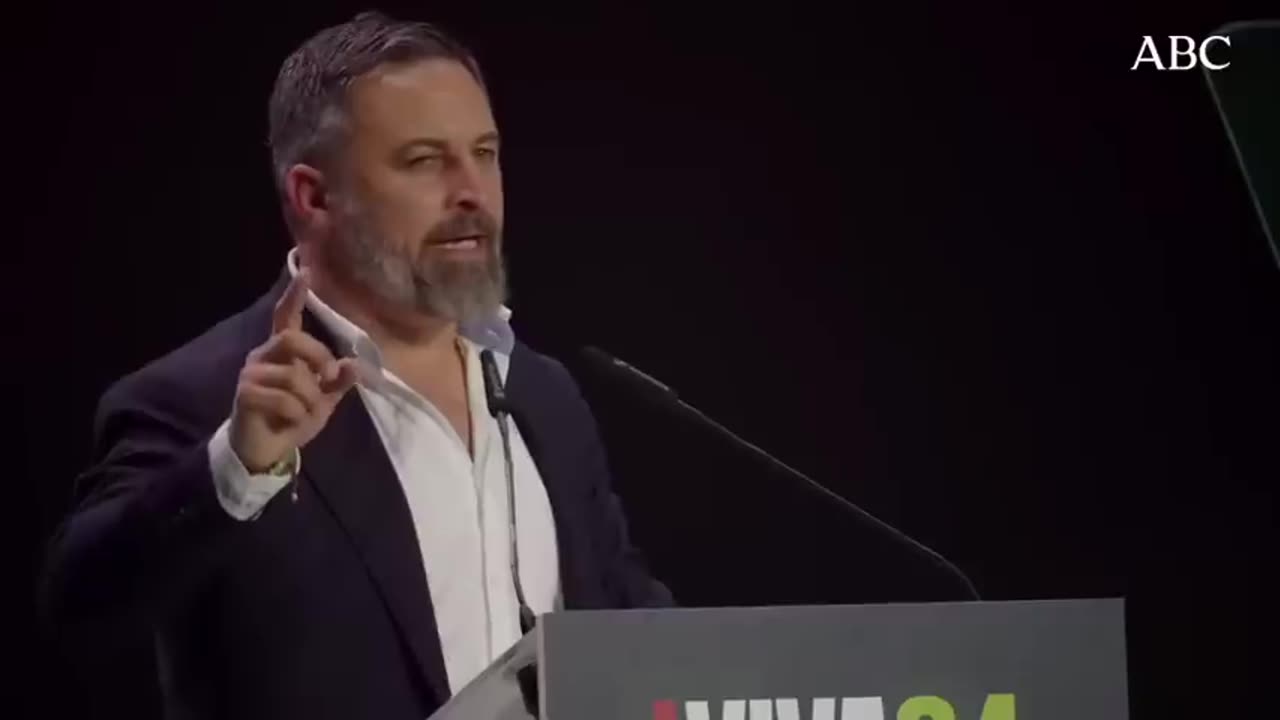 ABASCAL ataca a «la derechita COBARDE y estafadora» que «va mendigando pactos» con el Gobierno.