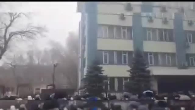 Vid: Kazakhstan Erupts in More Violence