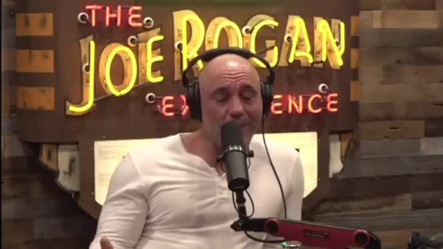 Joe Rogan goes NUCLEAR on "dictator" Trudeau: "Canada is communist!"!!