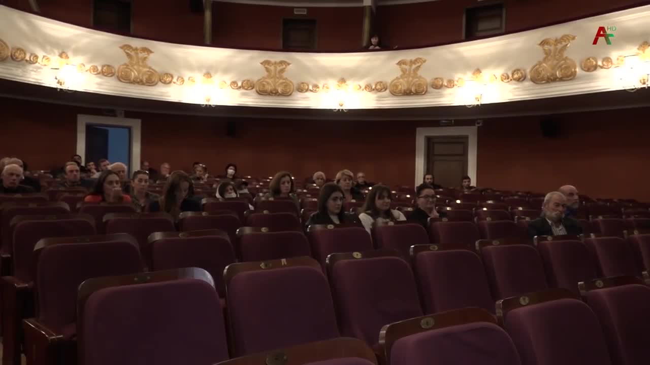 Алхас Чолокуа назначен гендиректором театра им. Самсона Чанба