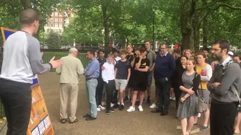 Holy Spirit arrests crowd at Hyde Park Speaker's Corner