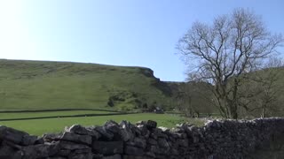 Old Mam Tor rd view Peak district Derbyshire