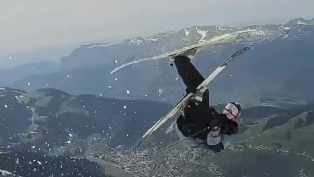 Aerial Ski Tips