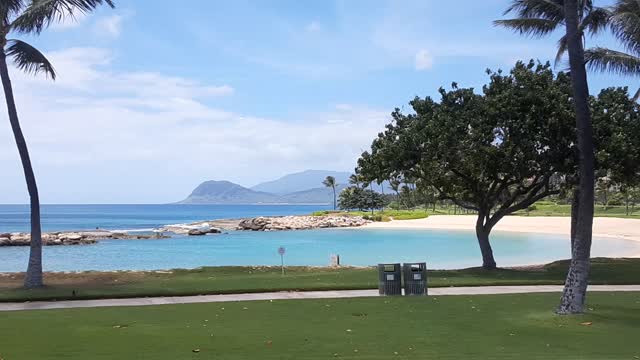 The island of Oahu beach