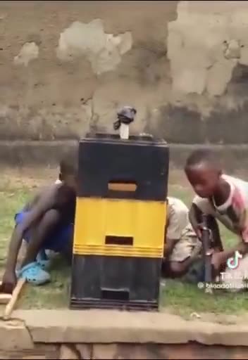 AFRICAN TRUMP ASSASSINATION ATTEMPT REENACTMENT 🔍🔫