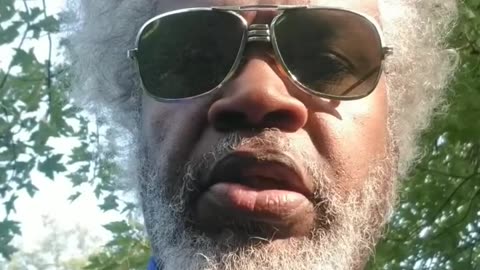 ASSESS AND BE MINDFUL OF YOUR SURROUNDINGS