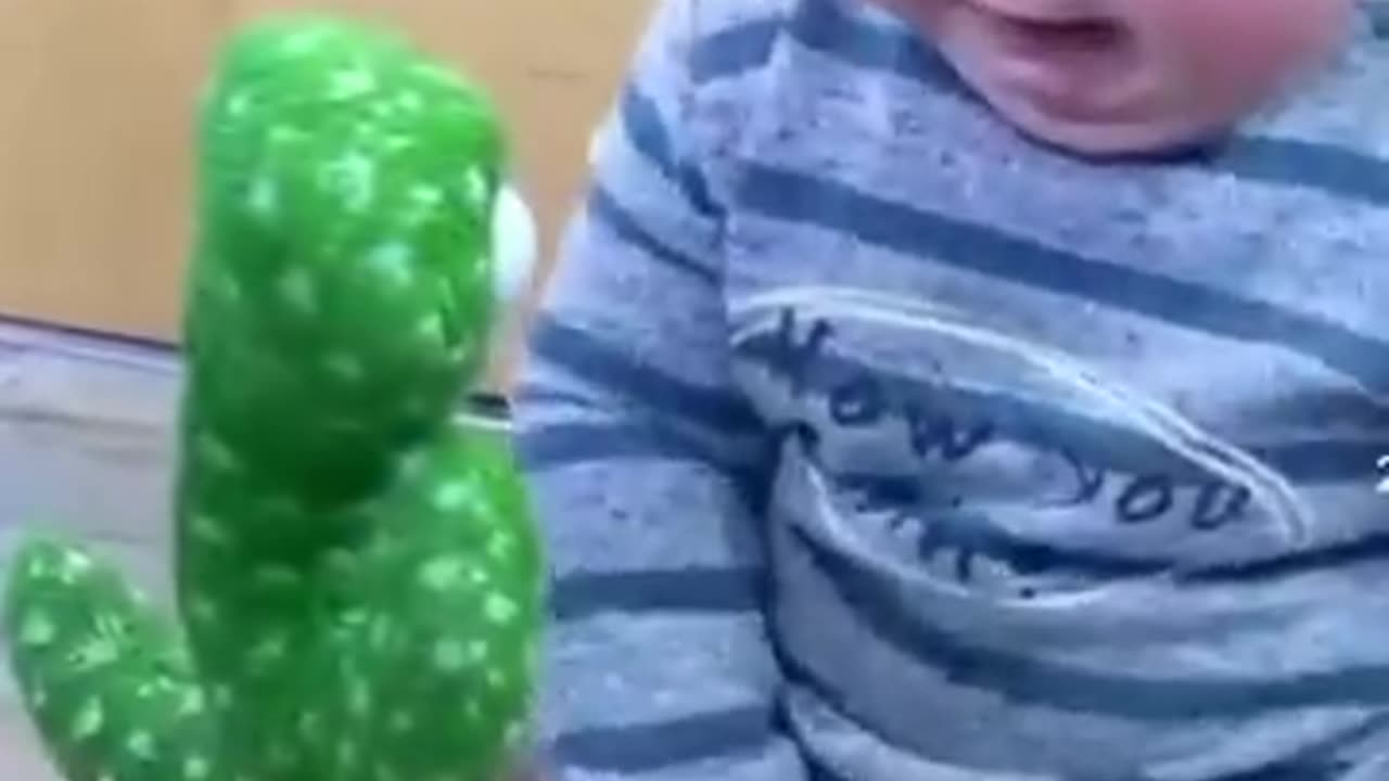 Funny baby 🍼 the cutest baby reactions👶