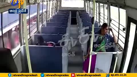 Road Accident in Bangalore | Caught on CCTV