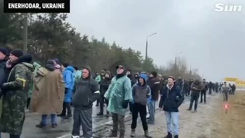 Ukrainians block roads to Russian advance of 'Europe's biggest nuclear plant'