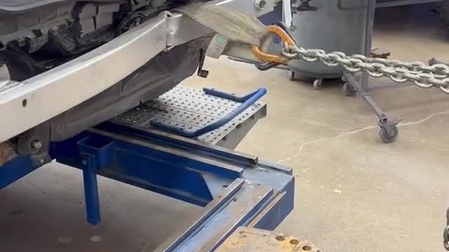 Auto sheet metal frame repair