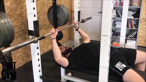 Close Grip Bench + Chains