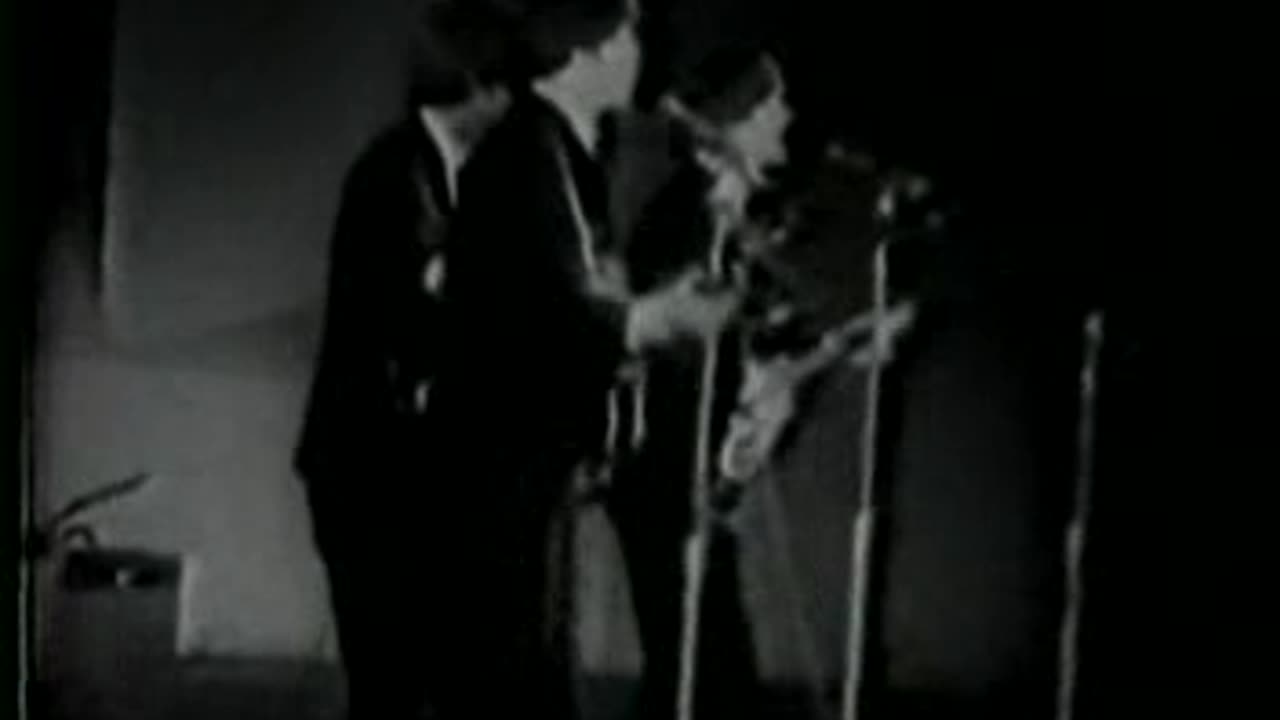 Beatles - Hollywood Bowl = Live Music Video 1964