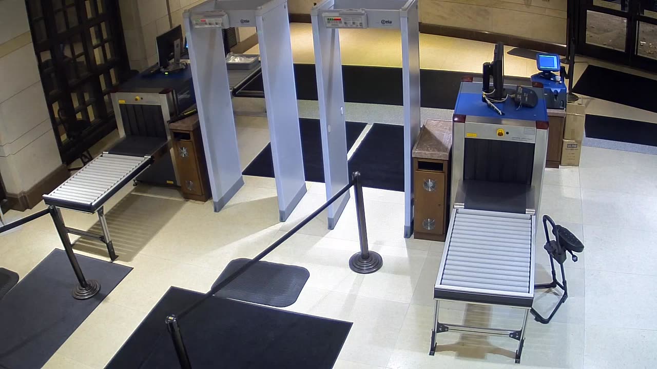 7151CVCULSScreeningMetalDet3_2021-01-06_23h00min02s073ms.mp4