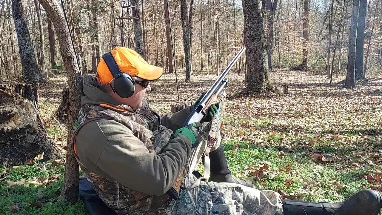 Evaluating Federal Premium #00 Buckshot Loads in 2.75" 12ga. with 5-shot group and shell breakdown.