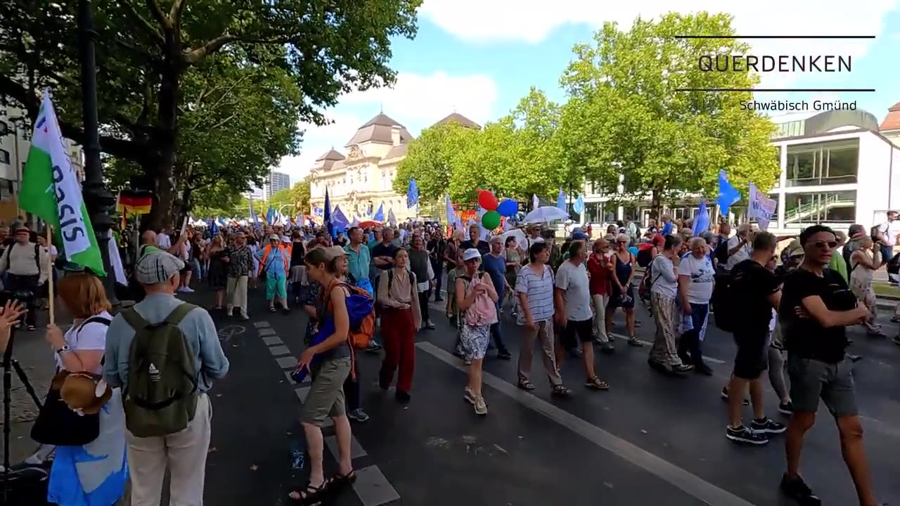 Für Friedens - Freiheit - Wahrheit - Demo Umzug - Berlin - 03.08.2024 Querdenken Berlin