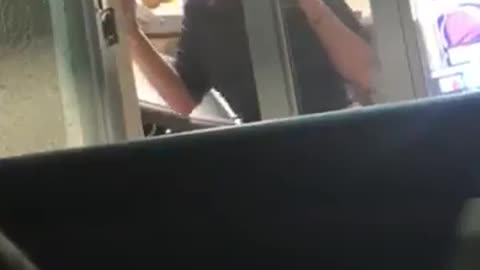 Taco Bell Employee Refuses To Speak English