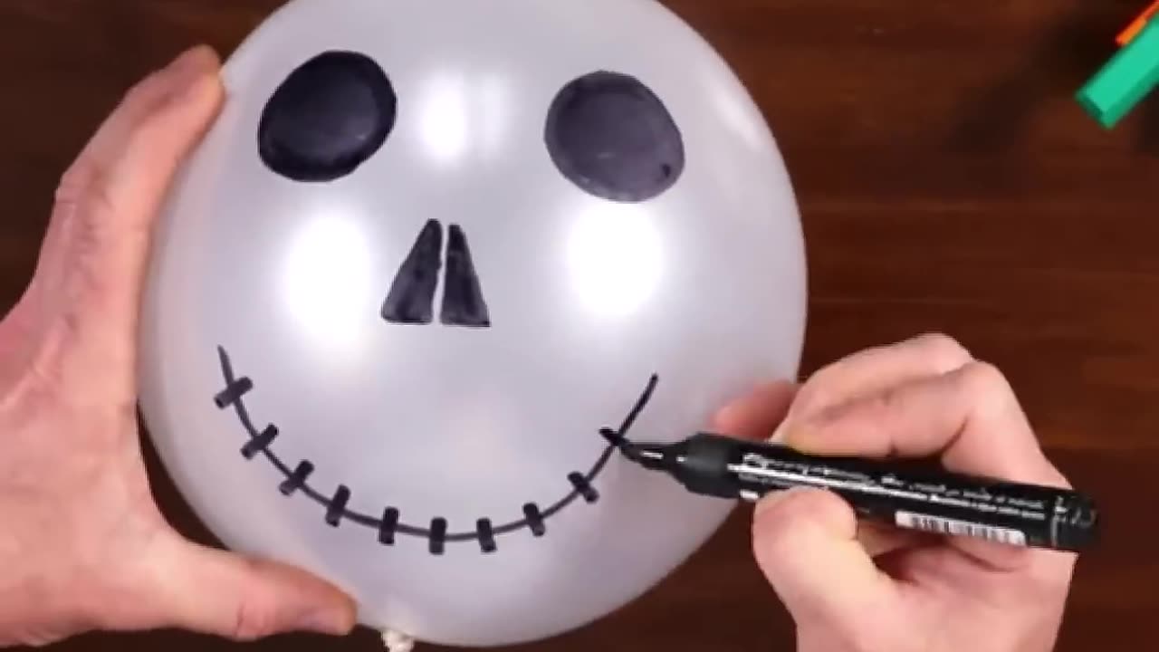 DIY Halloween ideas 😍 balloon decoration