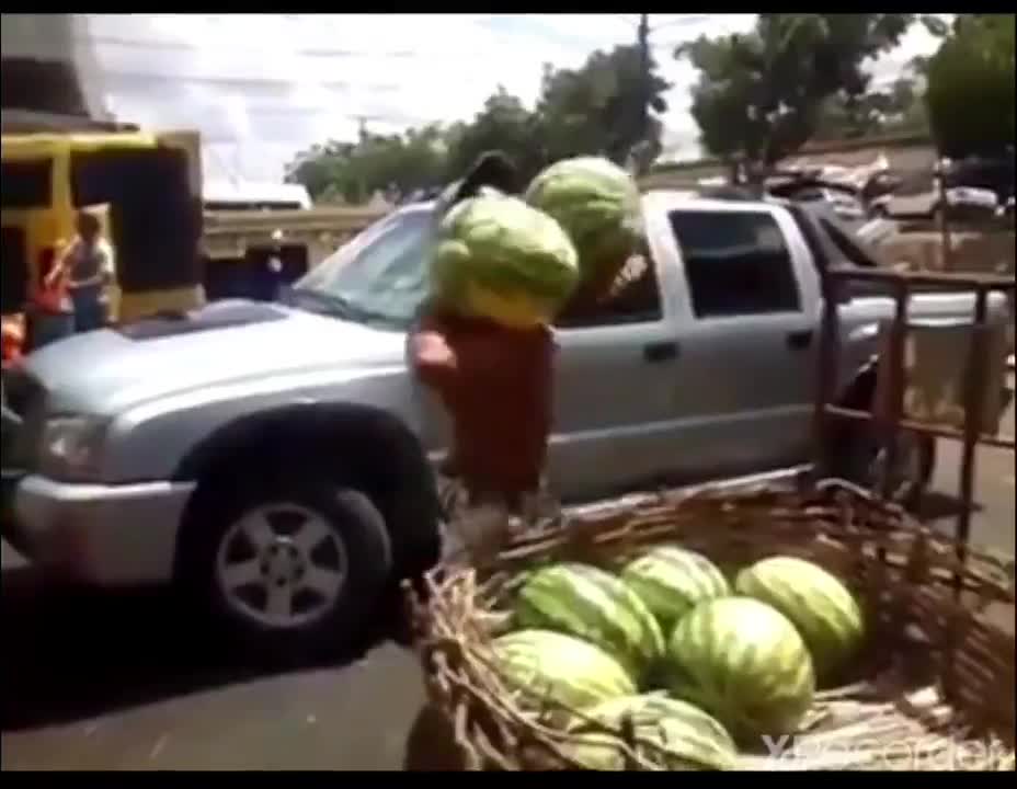 Watch how this man catches the watermelon 🍉🍉🤯😱