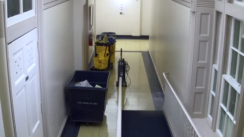 0064USCHBAHB32LobbyElevatorH-3_2021-01-05_01h38min46s443ms.mp4
