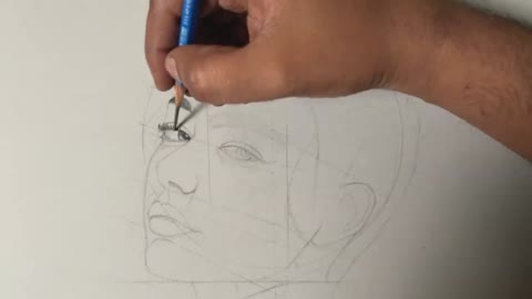 Draw The Outline Of The Head Of The Portrait