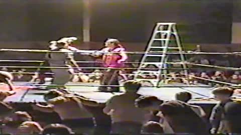 The Real Superstar Jammer VS King of the Streets Angel