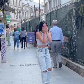 She got so scared 😂💃😂