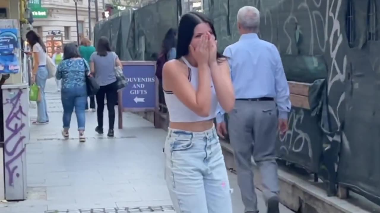 She got so scared 😂💃😂