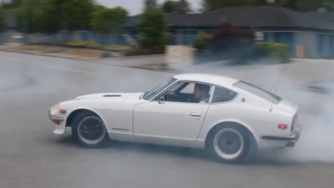 Datsun 260z RB26DETT Donuts !!