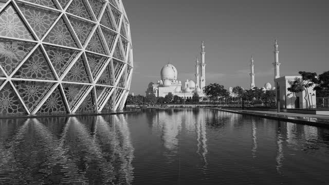 Sheikh Zayed Grand Mosque 🇦🇪 (2019-11) {Slide Show}