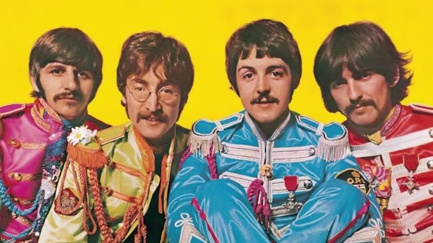 "SGT PEPPERS / WITH A LITTLE HELP FROM MY FRIEND" FROM THE BEATLES