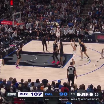 NBA - Devin Booker sinks the mid-range jumper for 40 PTS 🎯 #NBARivalsWeek Suns-Mavericks