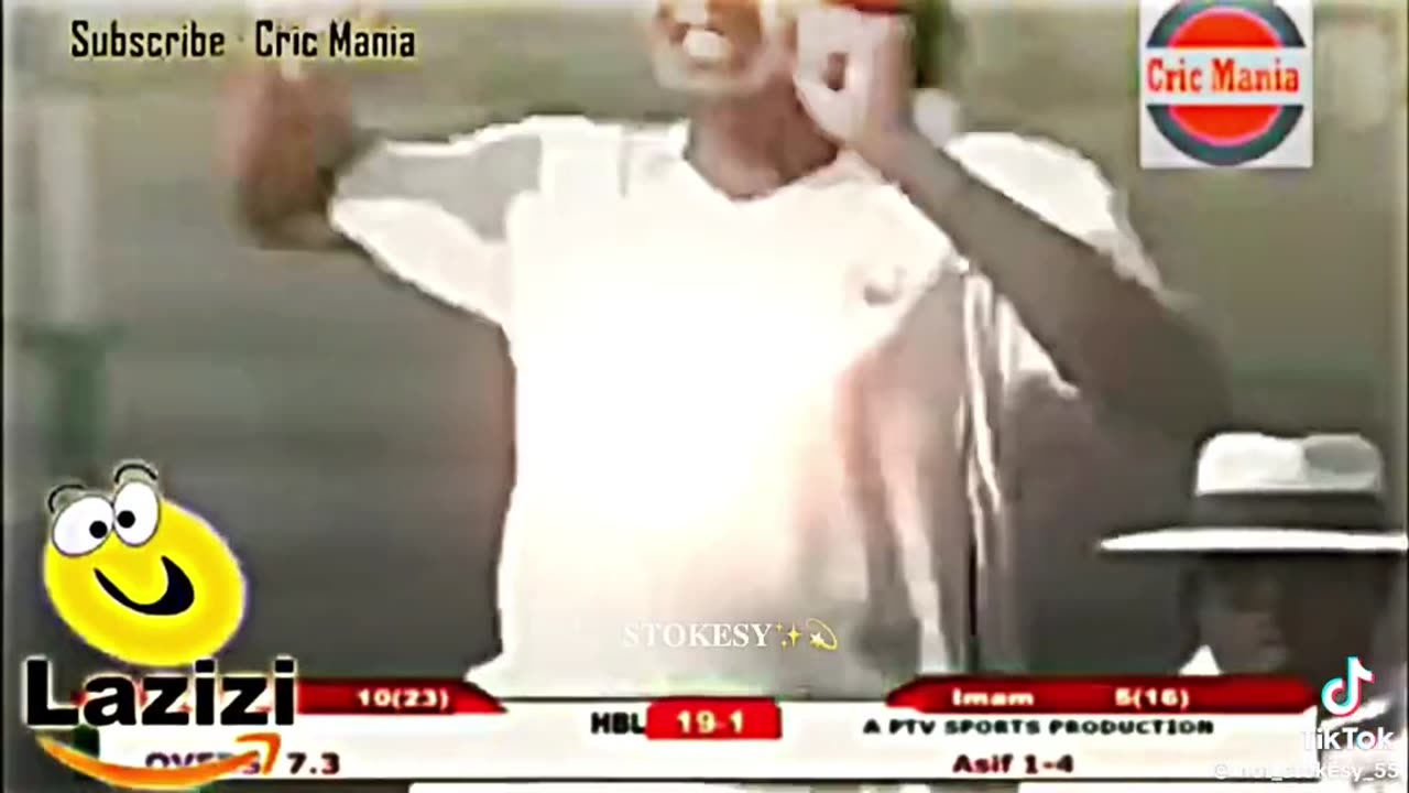 Mohammad Asif Pakistani fast bowler bowling