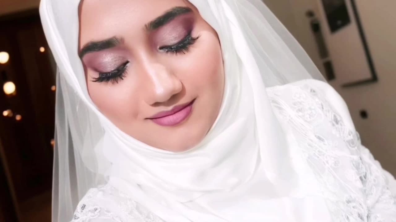 Beautiful Arabic bridal glam by @MmahmbyAK