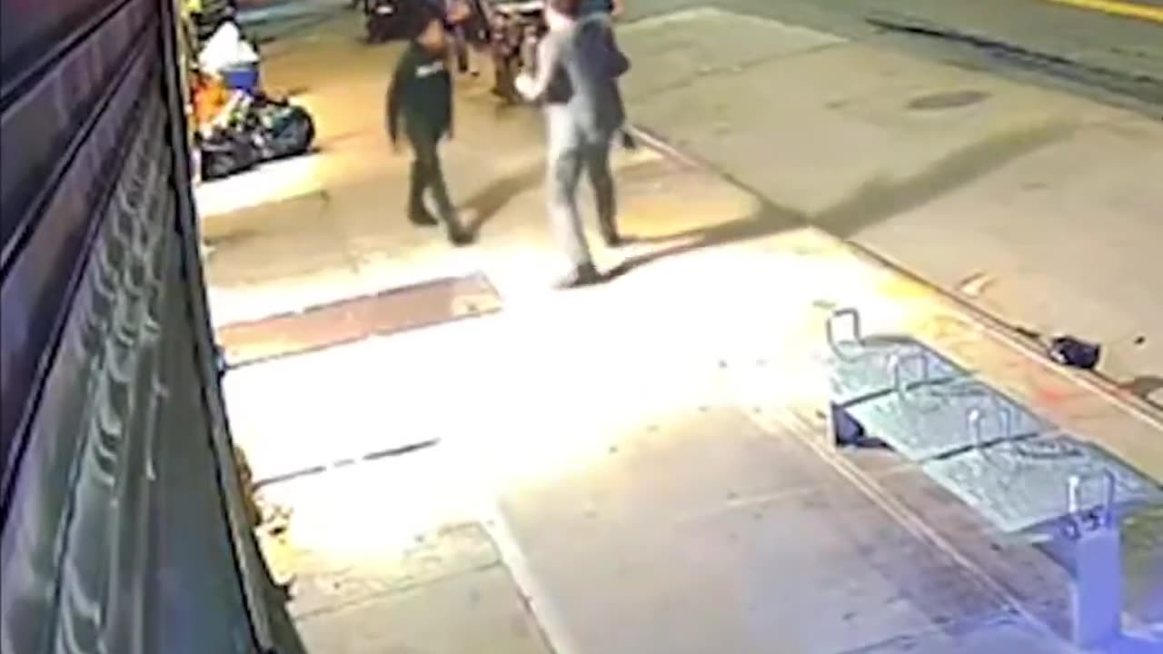 moment NYC activist Ryan Carson randomly stabbed to death in front of girlfriend