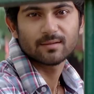 সে যে পথ চলে বুকে ঝড় তুলে