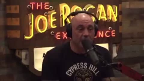 Joe Rogan calls out CNN’s Sanjay Gupta live