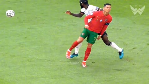 1v1 unfair moments on football