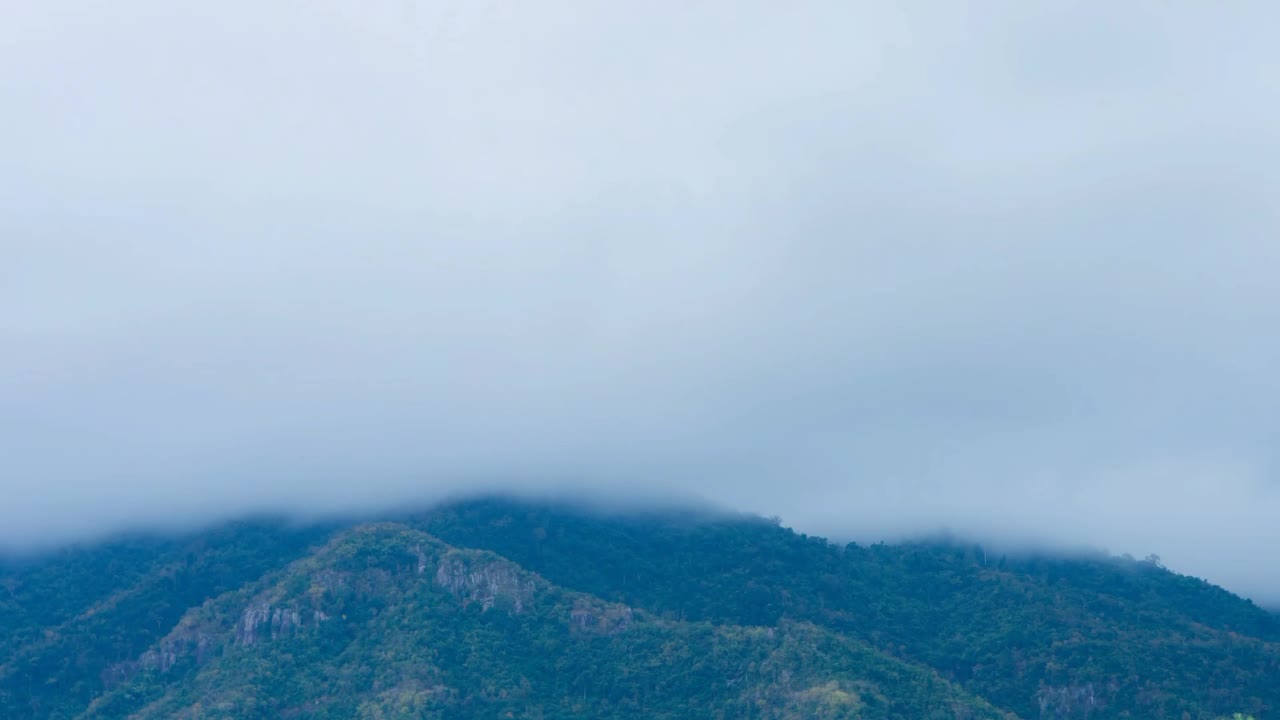 Ascendant - Frozen Clouds. Deep Ambient Music