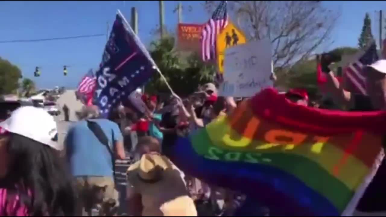 SURPRISE! Trump Impromptu President’s Day Parade !